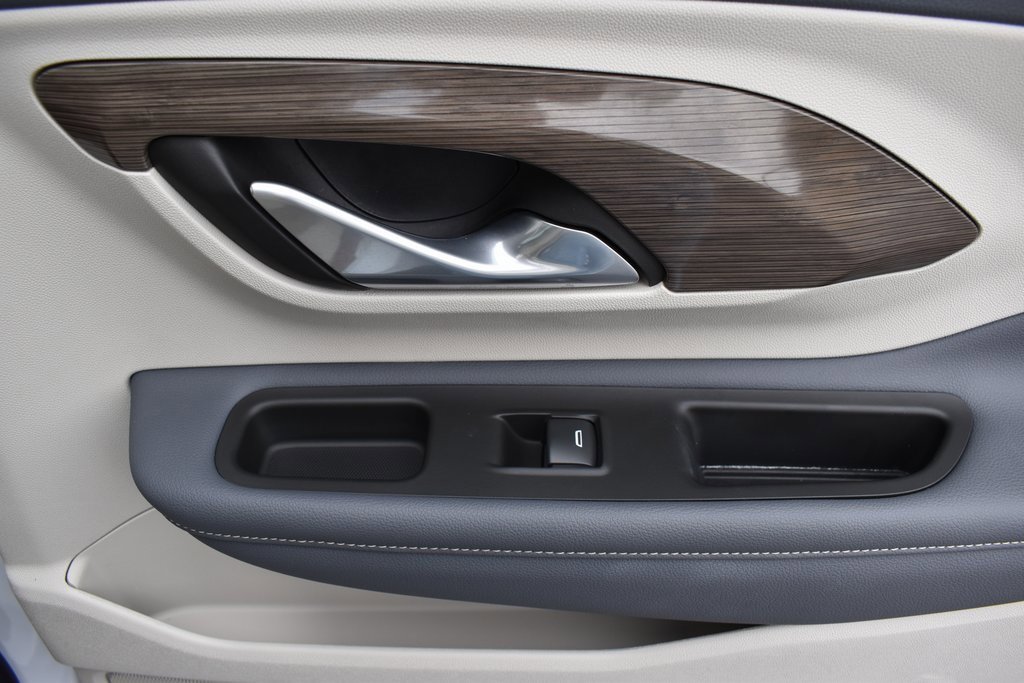 Certified 2022 GMC Terrain Denali w/ Denali Premium Package image 14