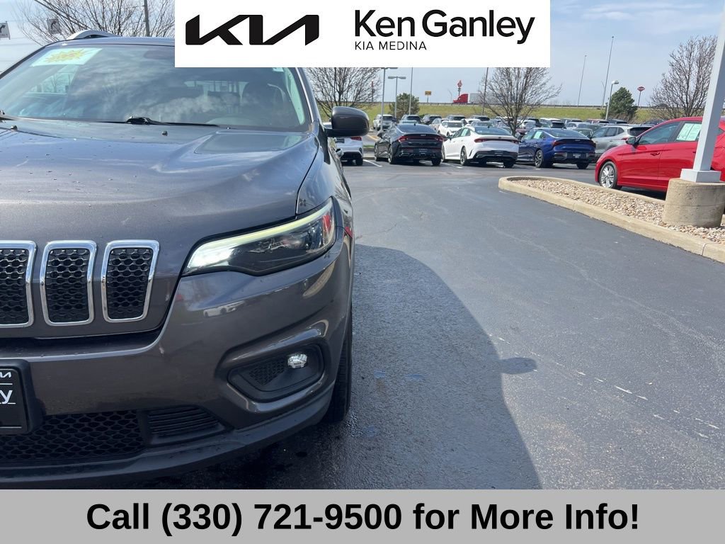 Used 2019 Jeep Cherokee Latitude Plus w/ Cold Weather Group image 20