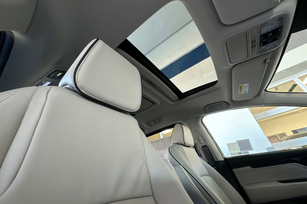 New 2026 Honda Odyssey Touring image 19