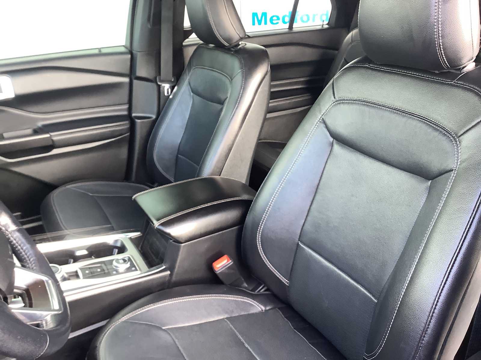 Used 2020 Ford Explorer Limited AWD/4WD image 11