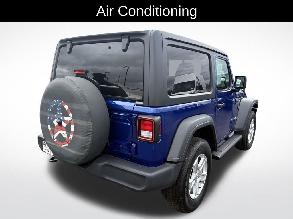 Used 2019 Jeep Wrangler Sport S image 3
