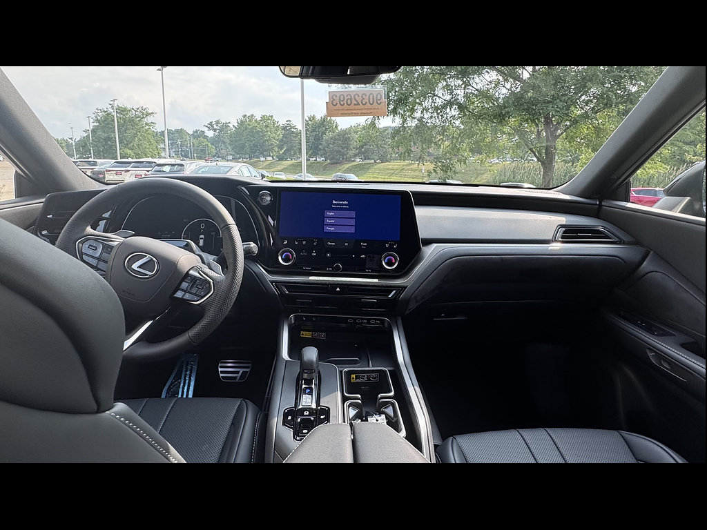 New 2026 Lexus TX 500h AWD w/ Technology Package image 11