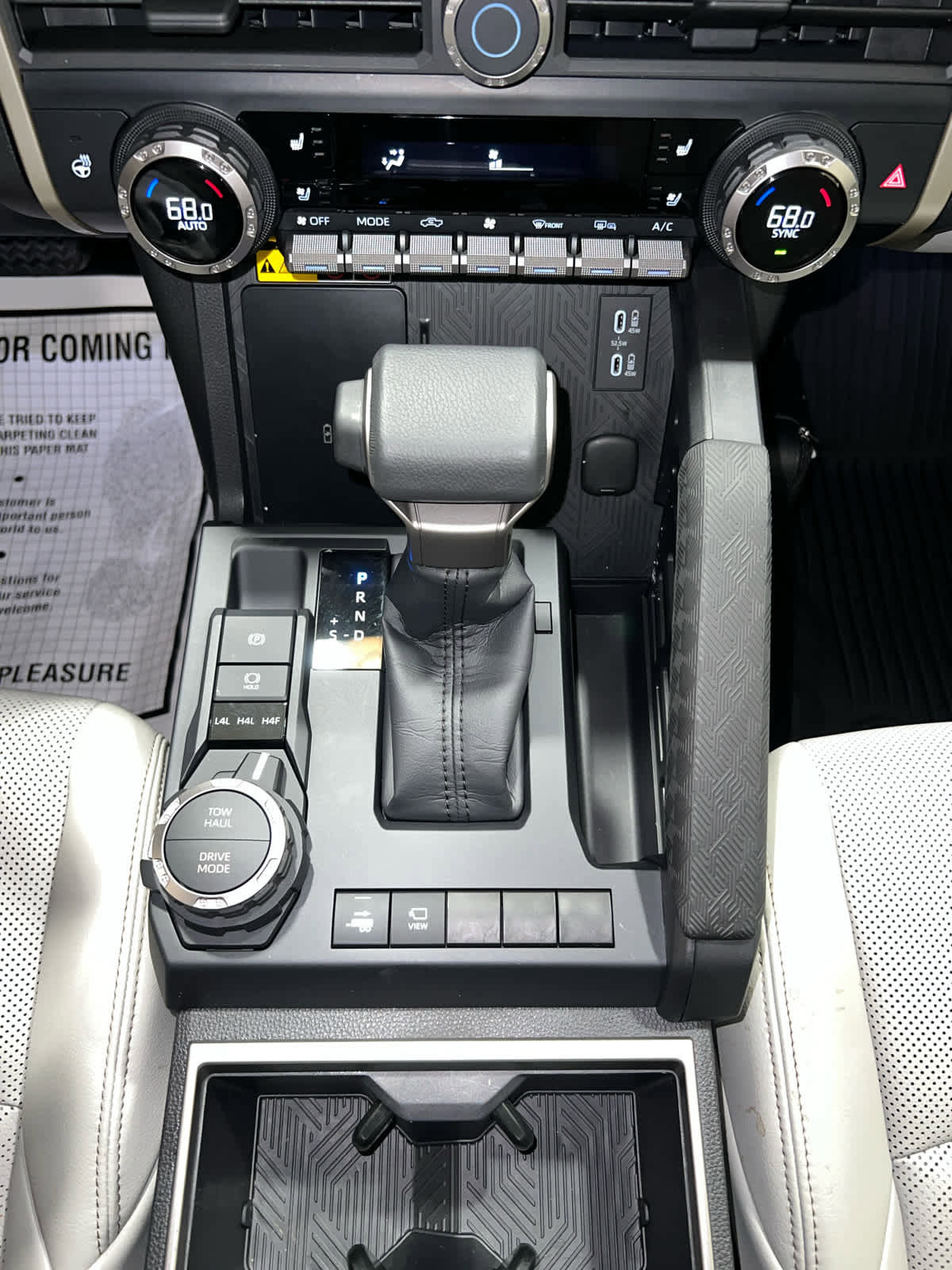 Used 2024 Toyota Tacoma Limited image 32