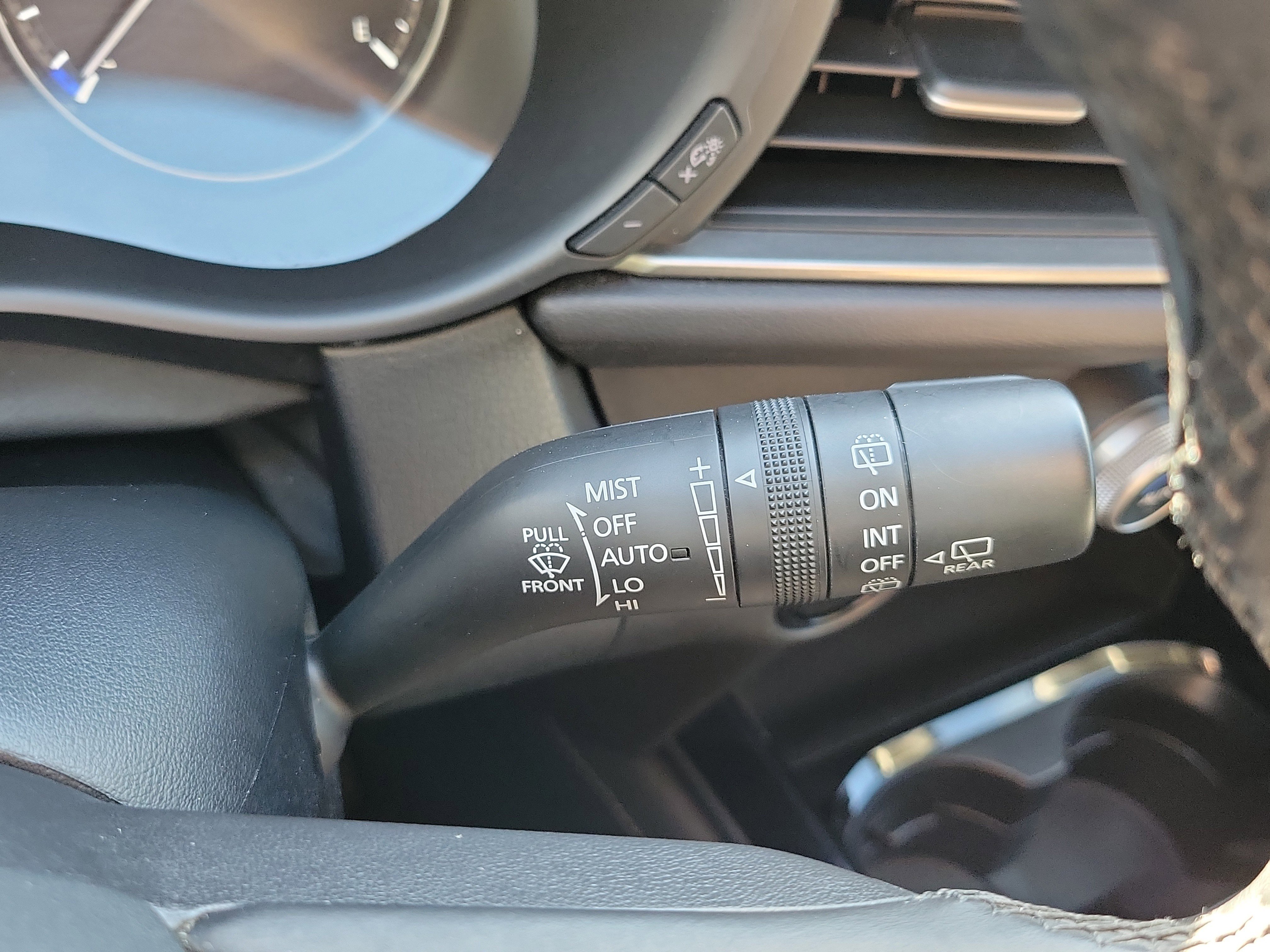 Used 2024 MAZDA CX-30 AWD 2.5 S w/ Select Sport Pkg image 29