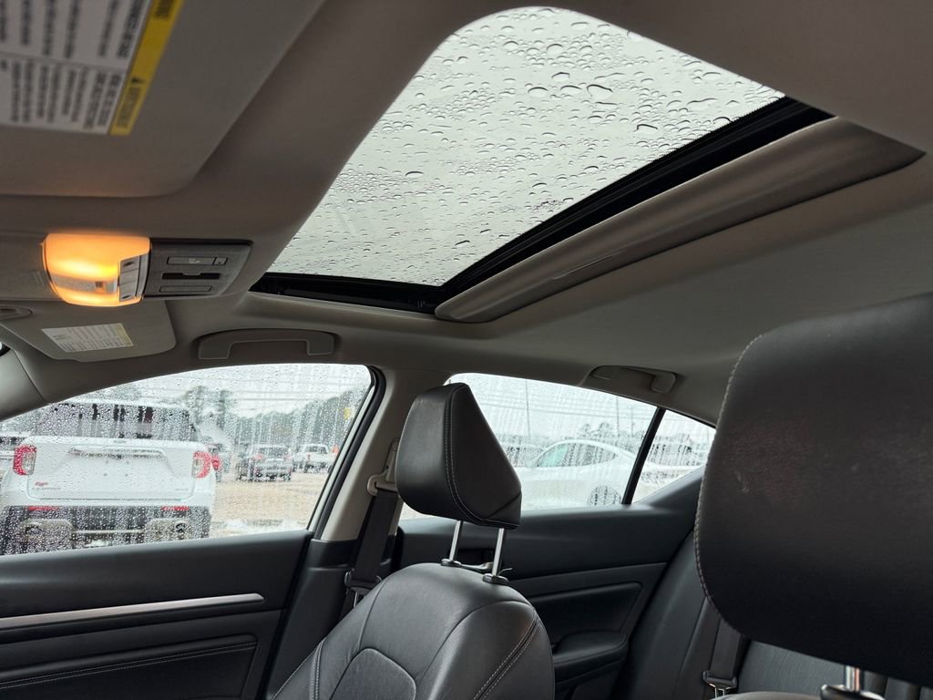 Used 2021 Nissan Altima 2.5 Platinum image 17