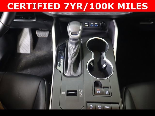 Used 2022 Toyota Highlander XLE image 26