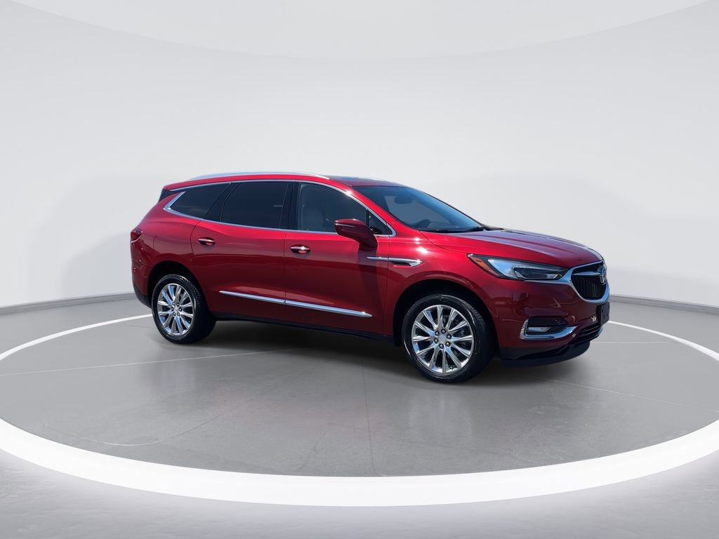 Used 2021 Buick Enclave Essence w/ Sound and Sites Package AWD/4WD image 2