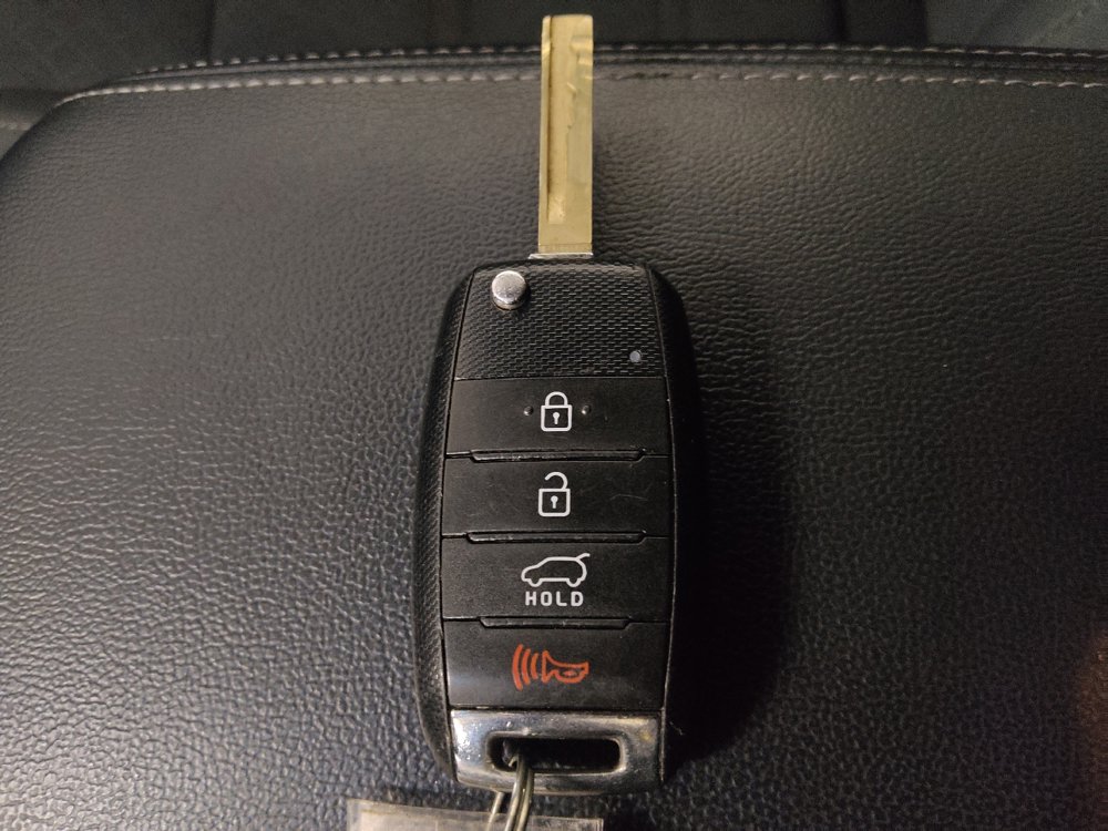 Used 2019 Kia Sorento LX w/ LX Convenience Package image 32