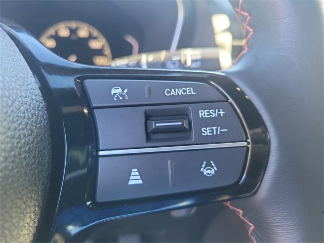 Used 2025 Honda Pilot Sport image 24