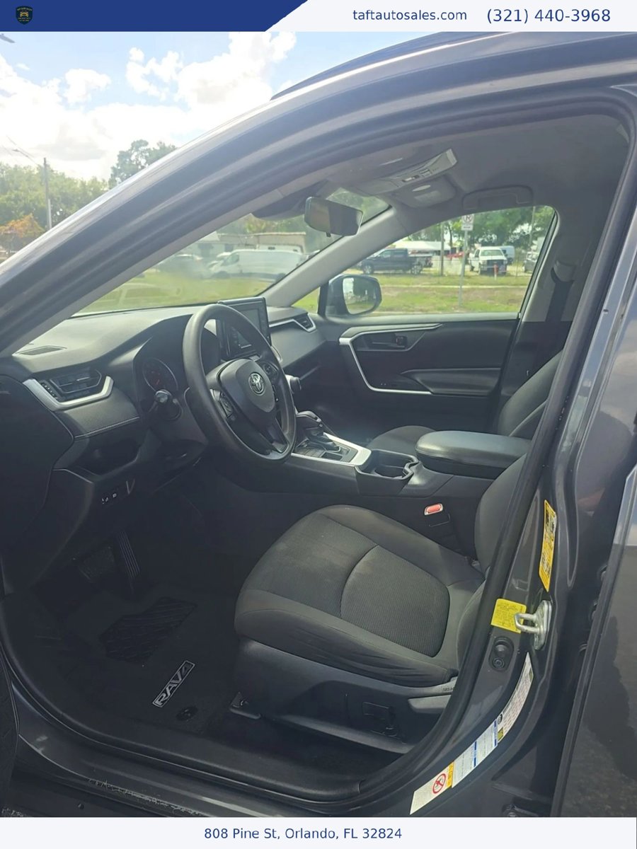 Used 2019 Toyota RAV4 LE w/ All Weather Liner Package AWD/4WD image 13