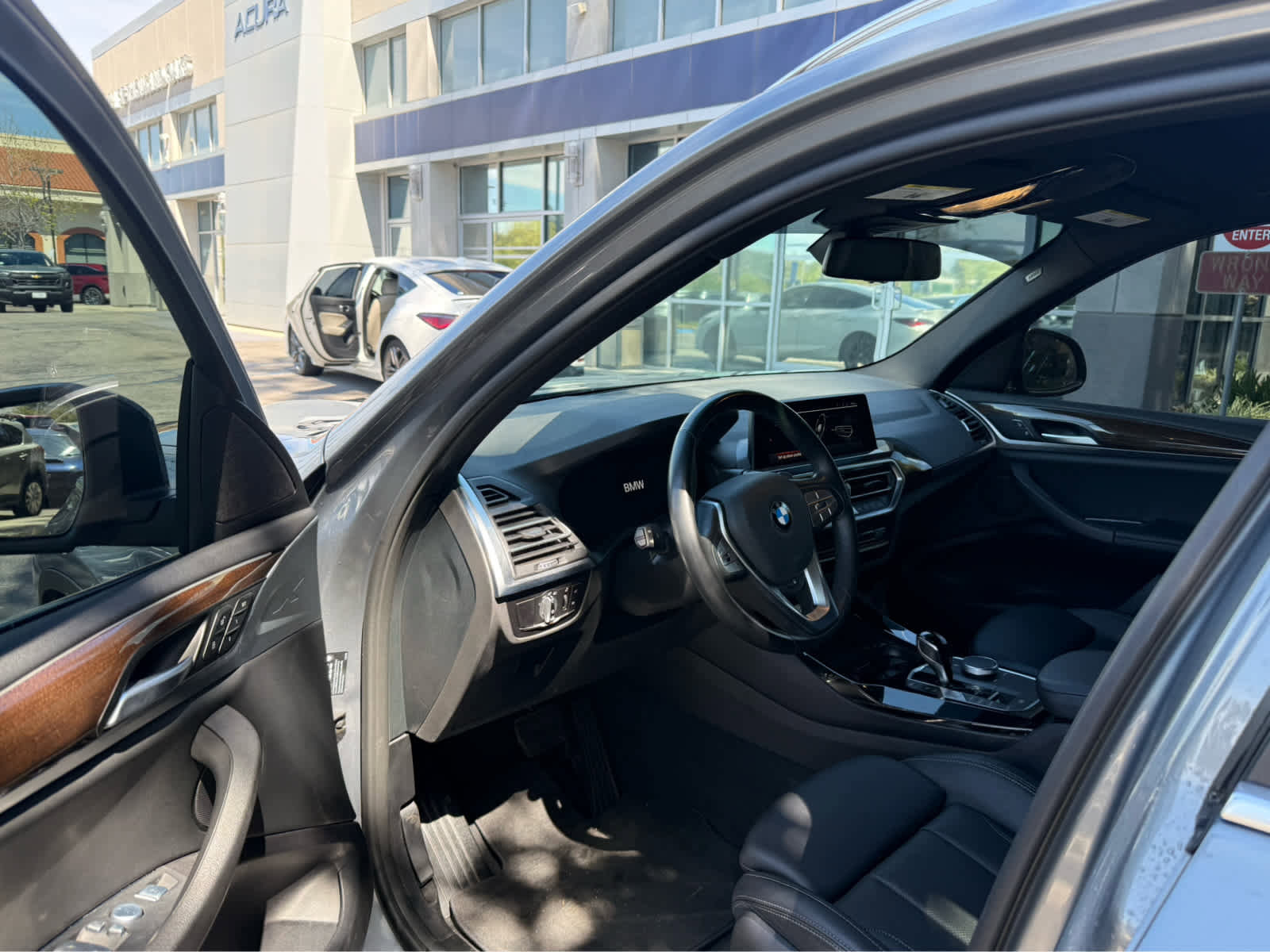 Used 2024 BMW X3 sDrive30i image 3