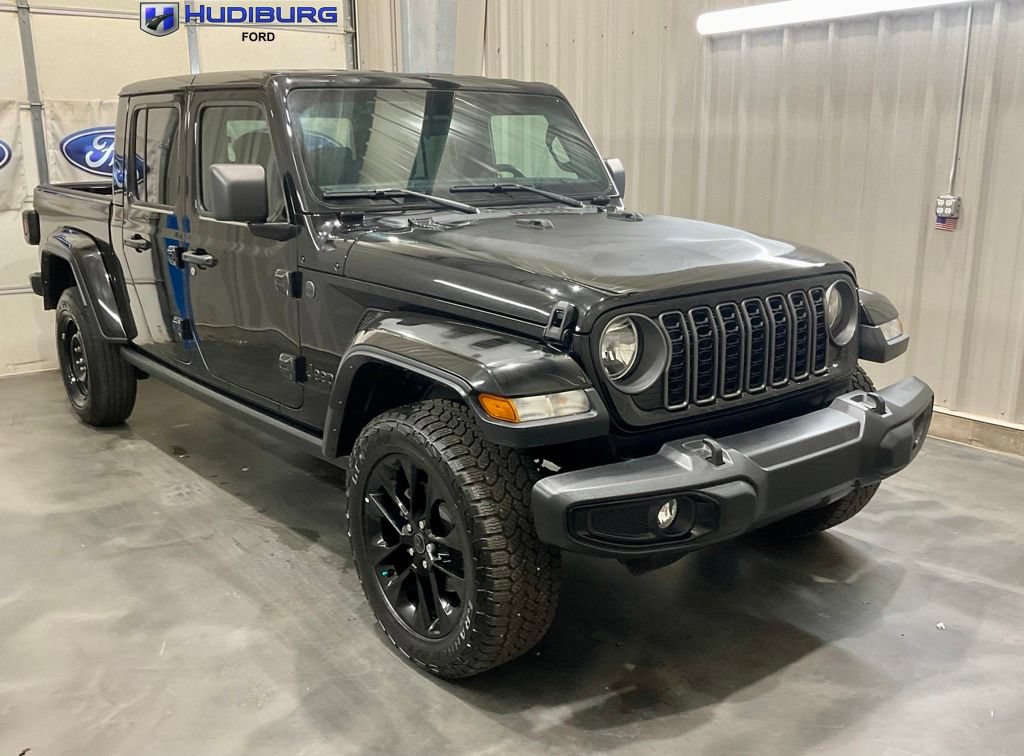 Used 2025 Jeep Gladiator Sport