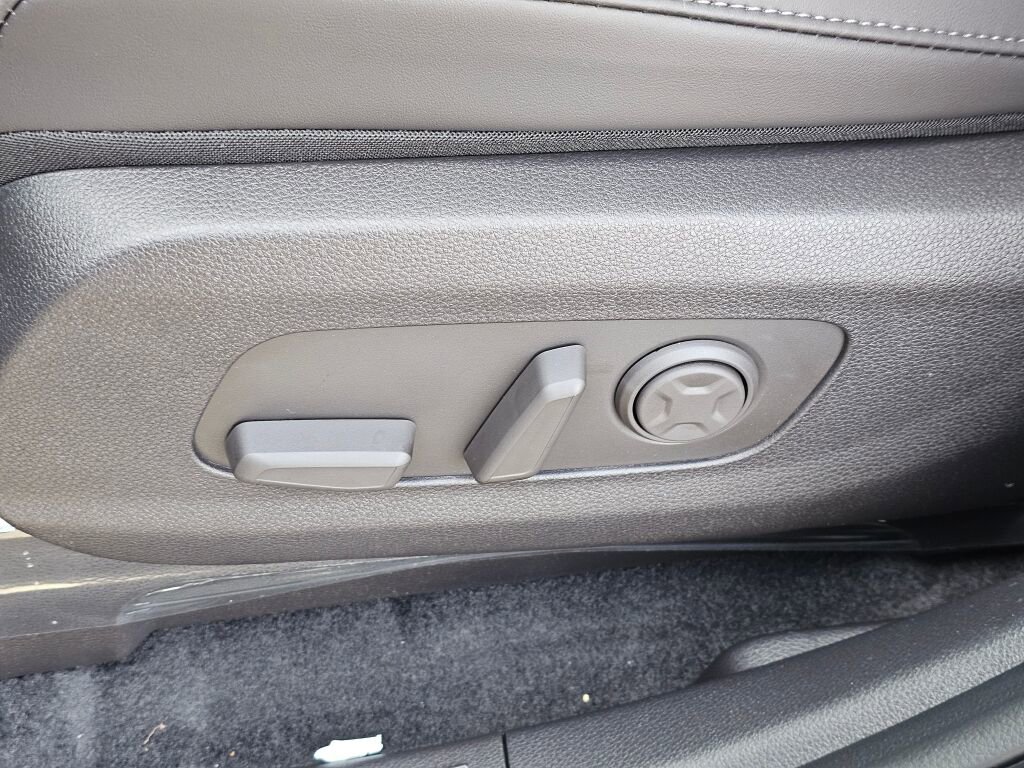 New 2026 Kia Carnival LXS image 35