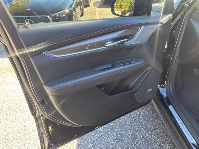 Used 2024 Cadillac XT6 Sport w/ Platinum Package AWD/4WD image 14