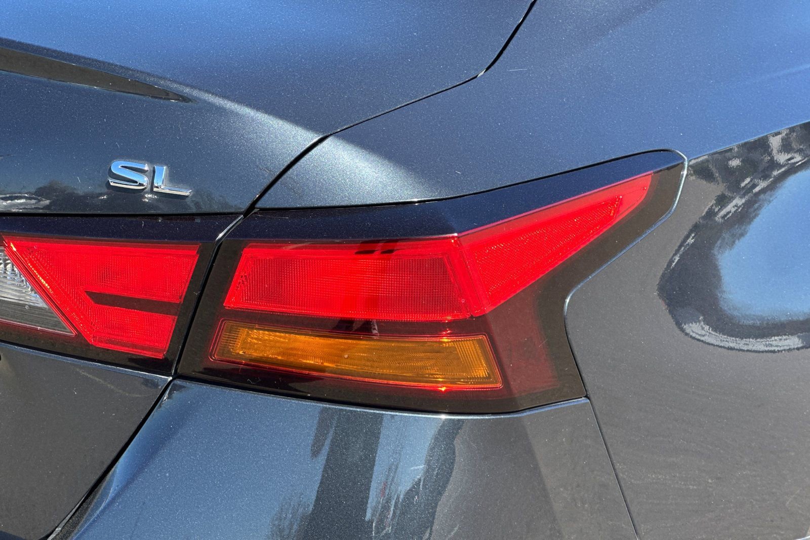 Used 2019 Nissan Altima 2.5 SL FWD image 49