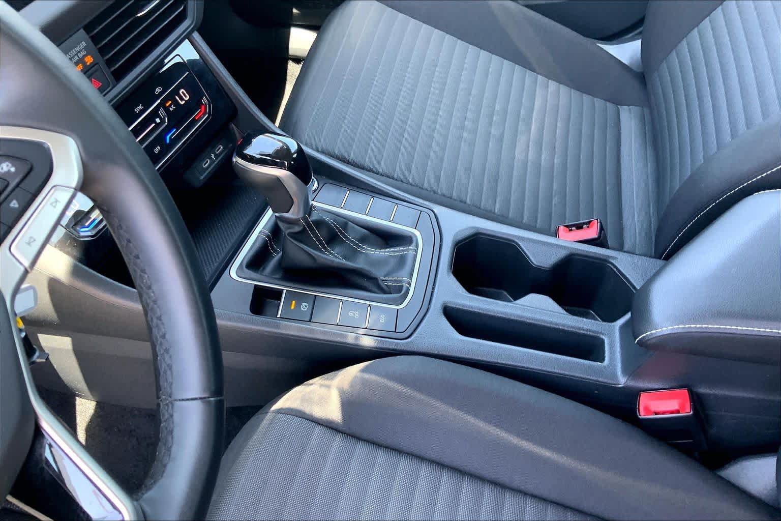 Used 2025 Volkswagen Jetta S FWD image 17