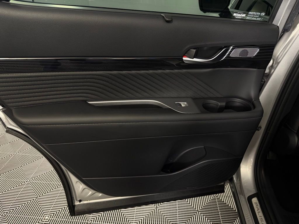 Used 2025 Hyundai Palisade Calligraphy image 32