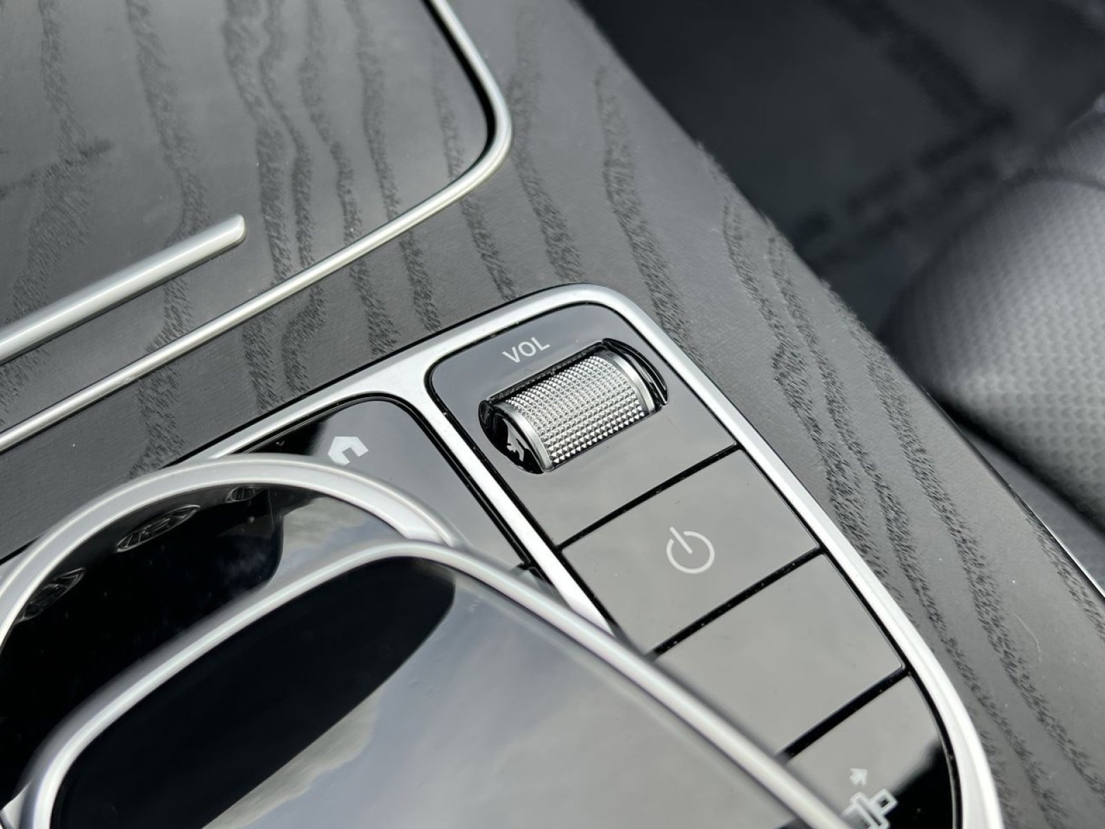 Used 2023 Mercedes-Benz E 450 4MATIC Cabriolet image 19