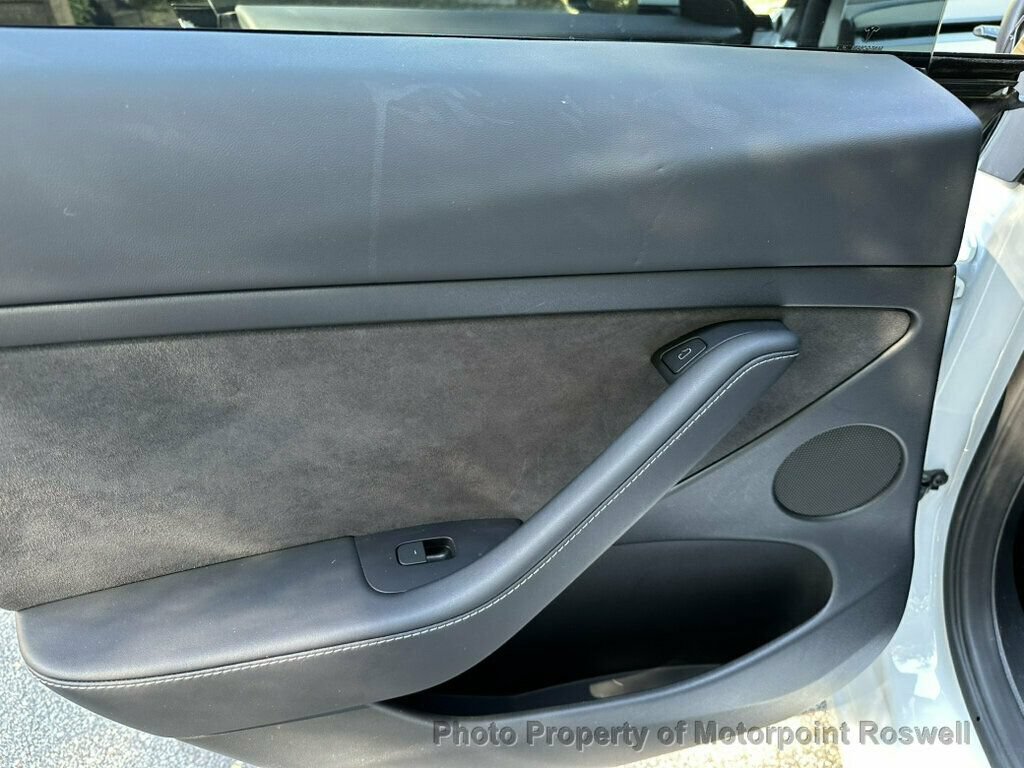 Used 2023 Tesla Model 3 Standard Range RWD image 19