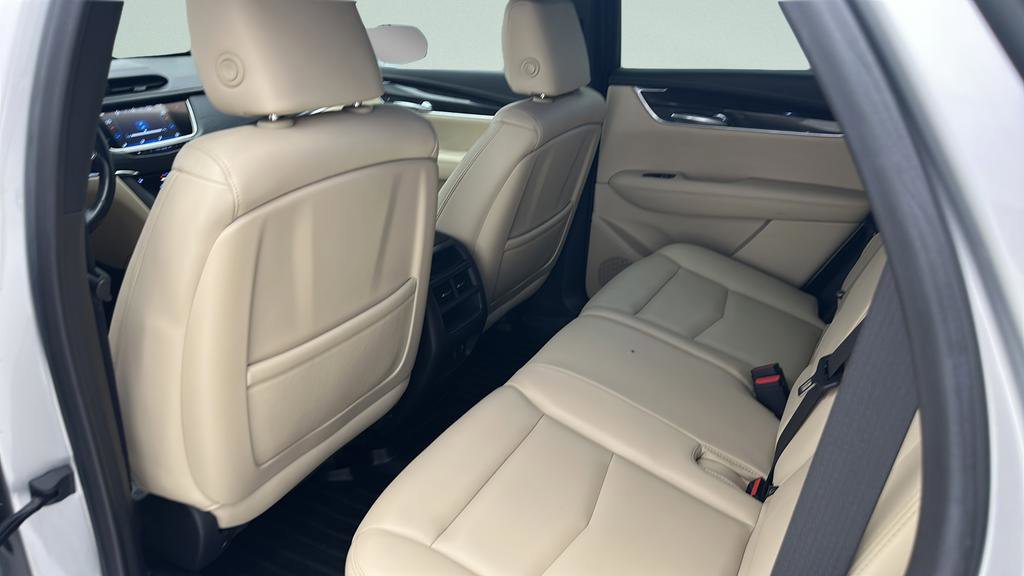 Used 2019 Cadillac XT5 AWD image 9