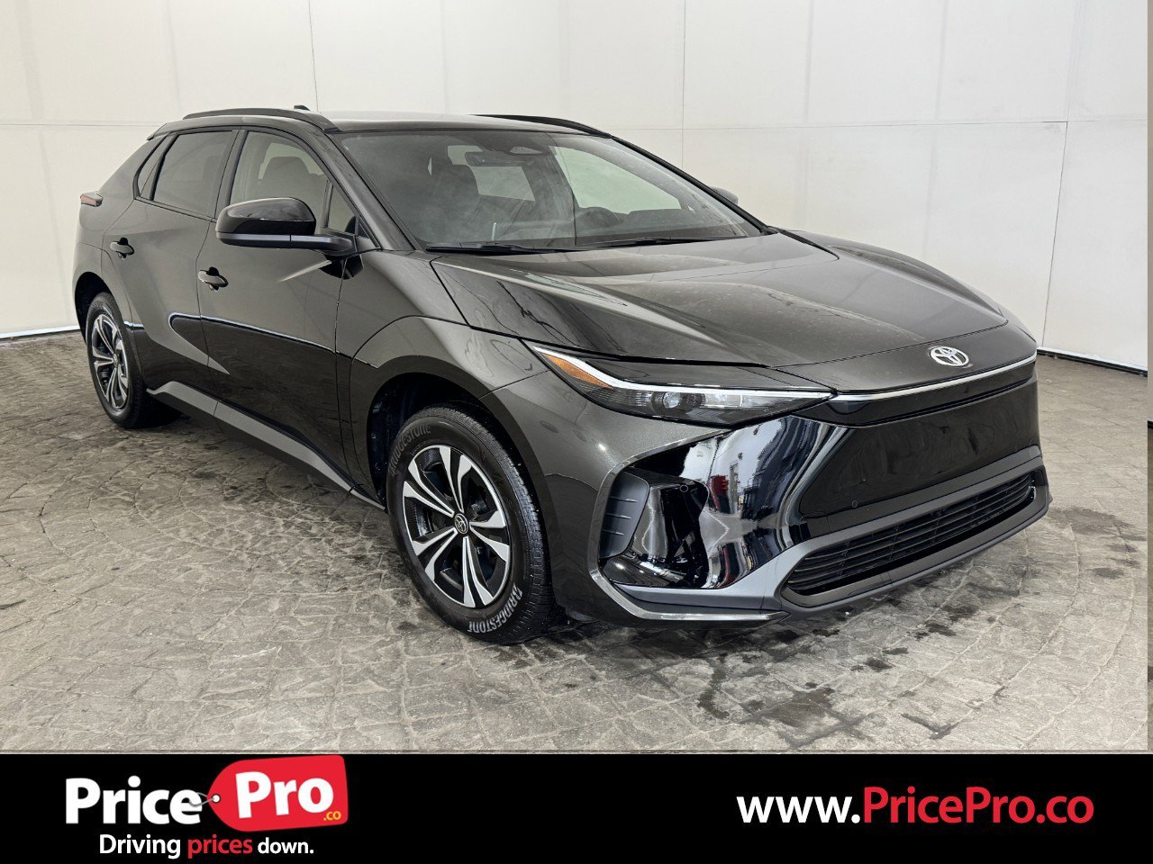 Used 2024 Toyota bZ4X XLE image 1