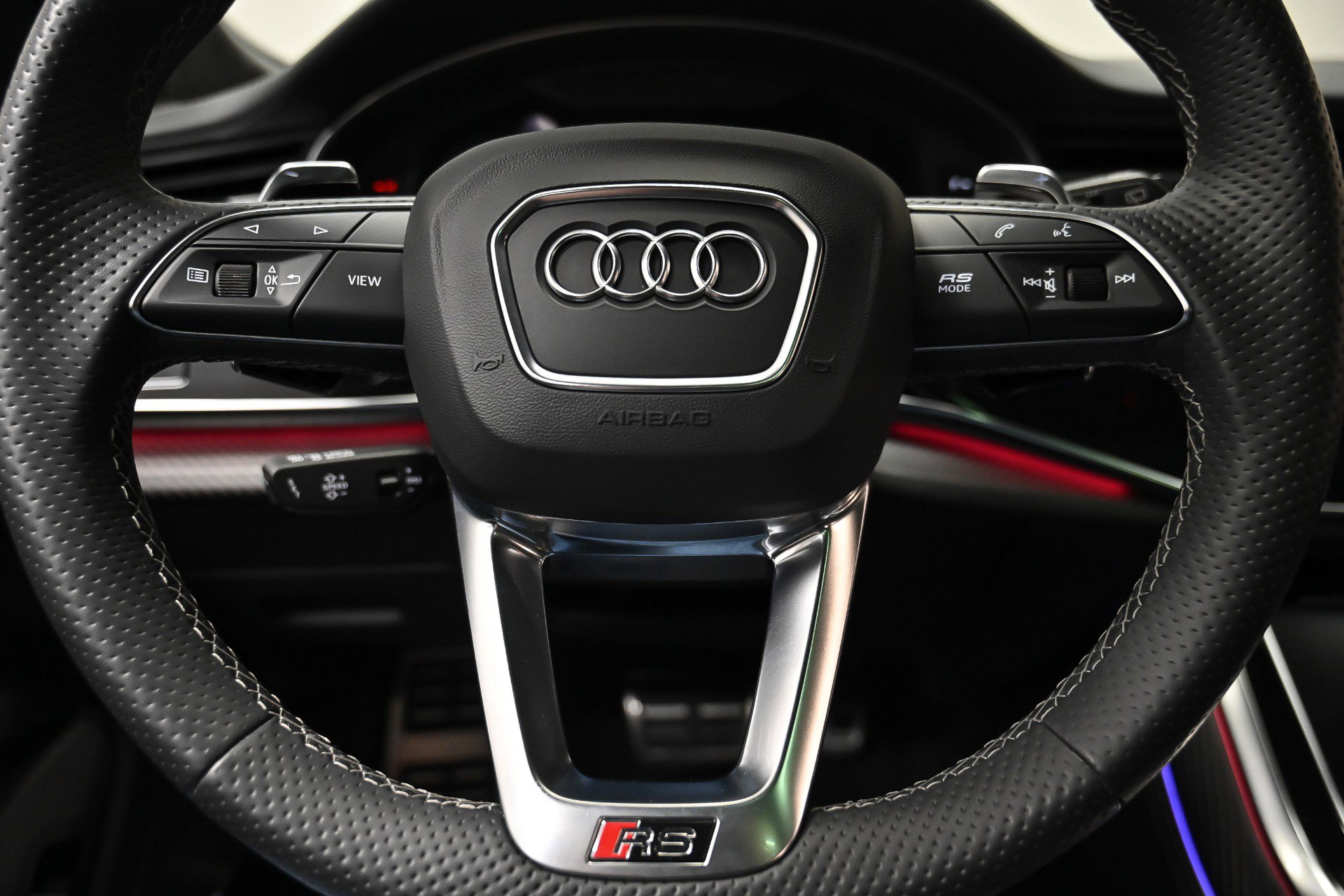 Used 2021 Audi RS Q8 w/ Carbon Optic Package image 9