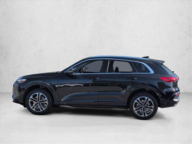Certified 2025 Audi Q5 Premium w/ Premium Plus AWD/4WD image 9