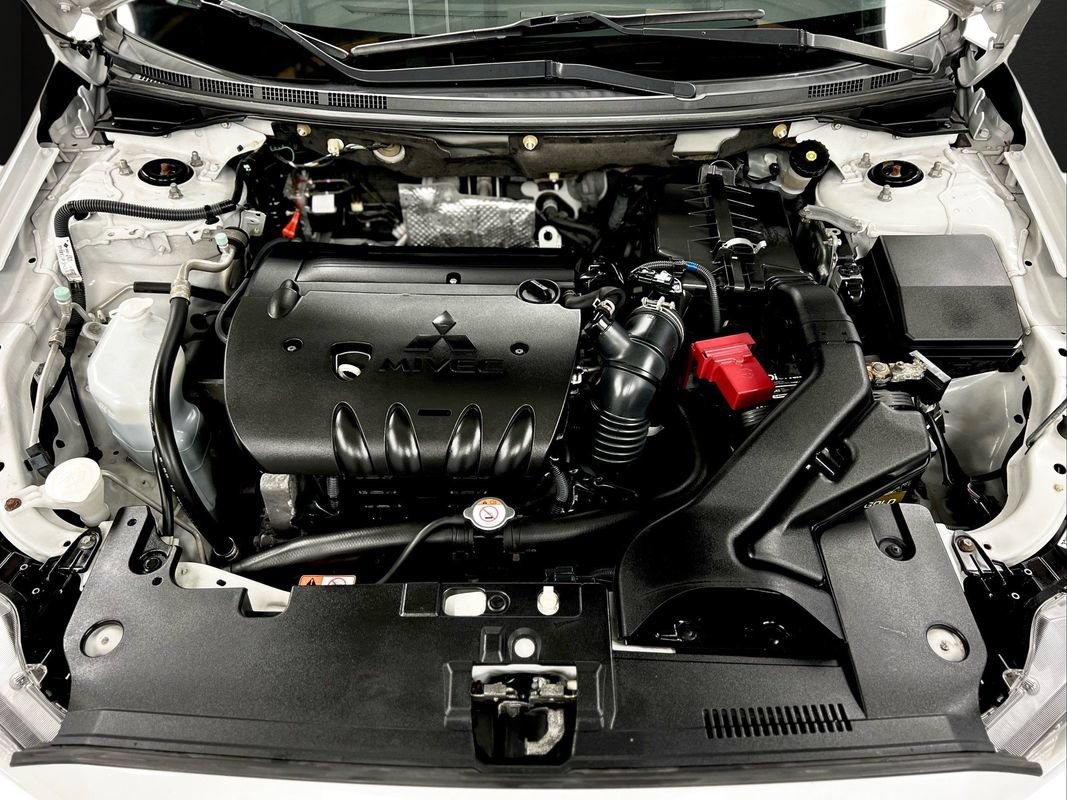 Used 2017 Mitsubishi Lancer ES FWD image 34