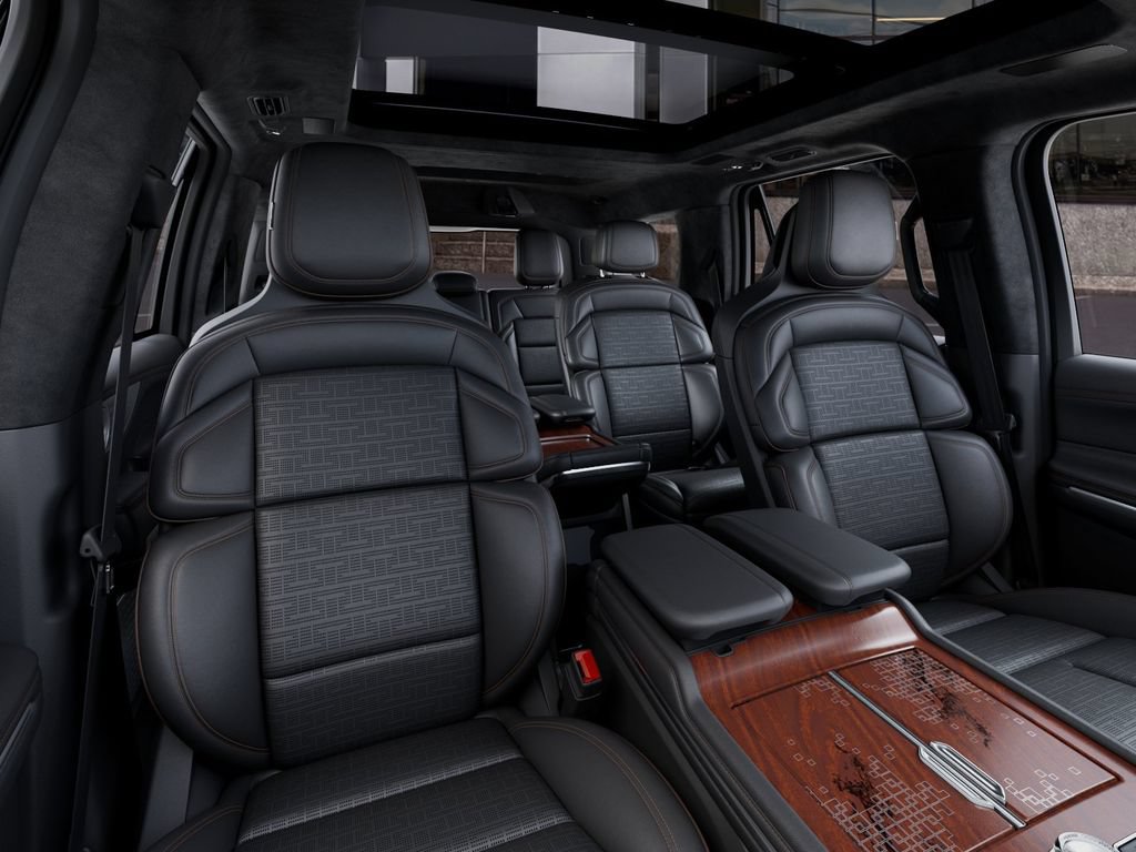 New 2027 Lincoln Navigator Black Label AWD/4WD image 29