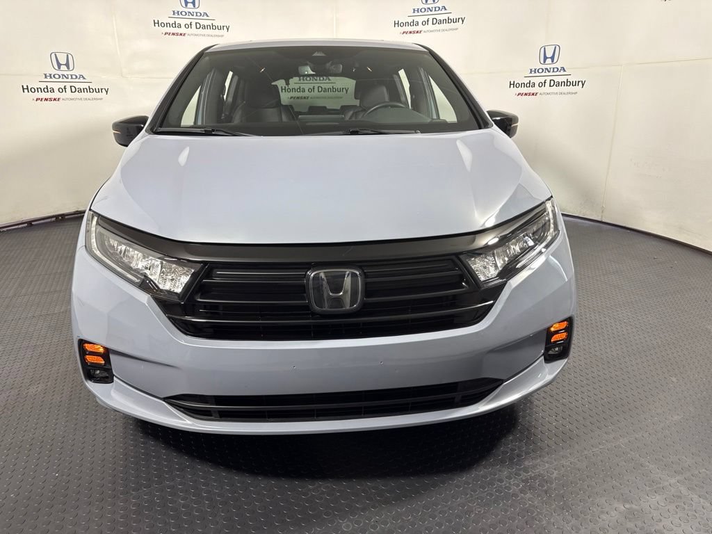 Used 2024 Honda Odyssey Sport image 2