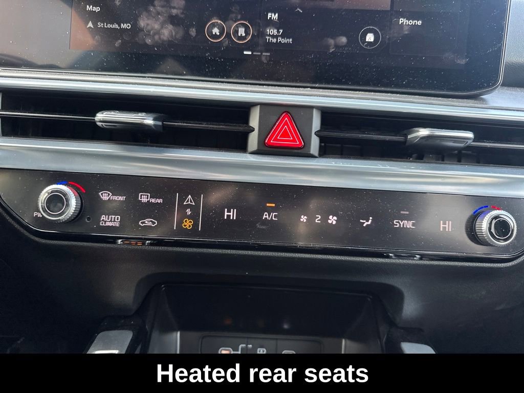 Used 2025 Kia Sorento SX Prestige image 17