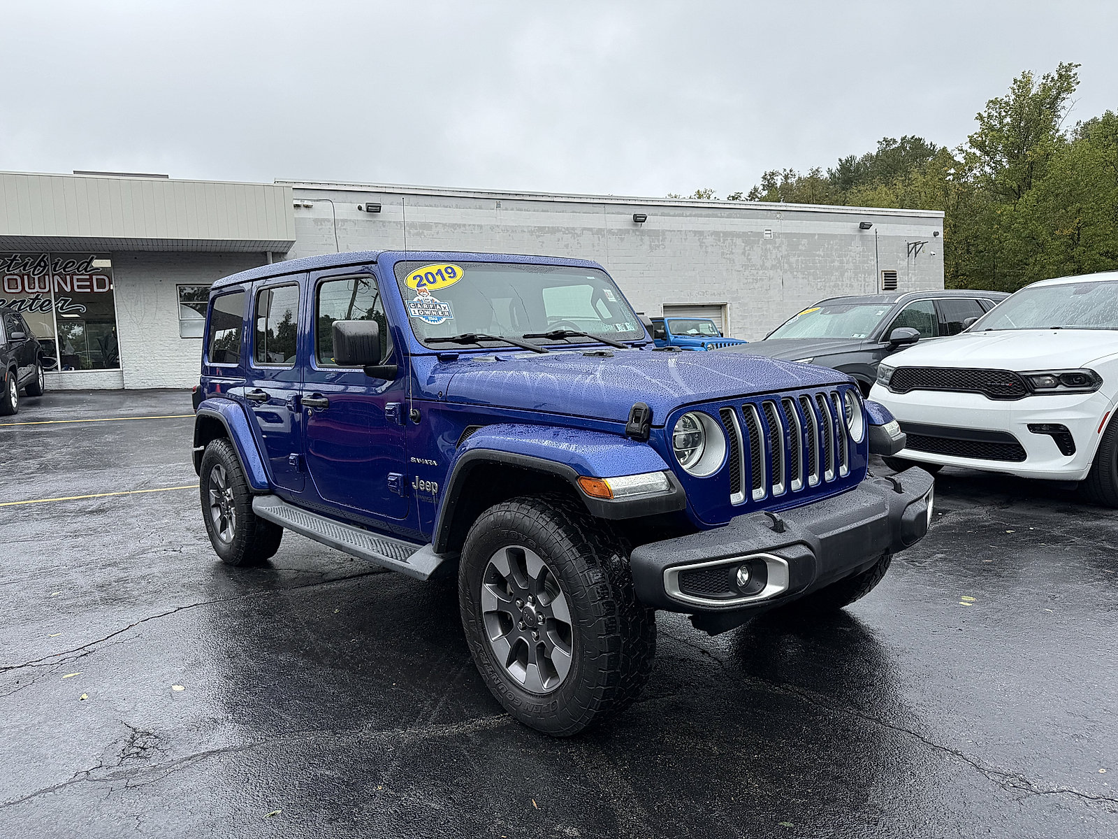 Certified 2019 Jeep Wrangler Unlimited Sahara AWD/4WD image 20