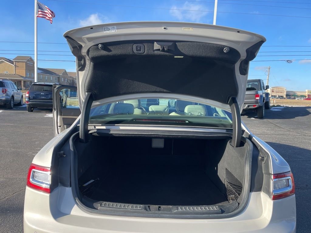 Used 2020 Lincoln Continental Standard w/ Premium Package image 31