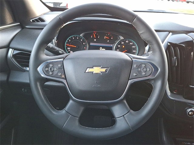 Used 2023 Chevrolet Traverse LT image 17