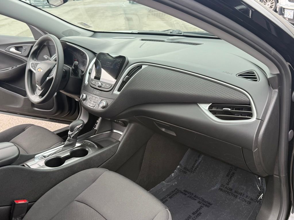 Used 2023 Chevrolet Malibu LT image 15
