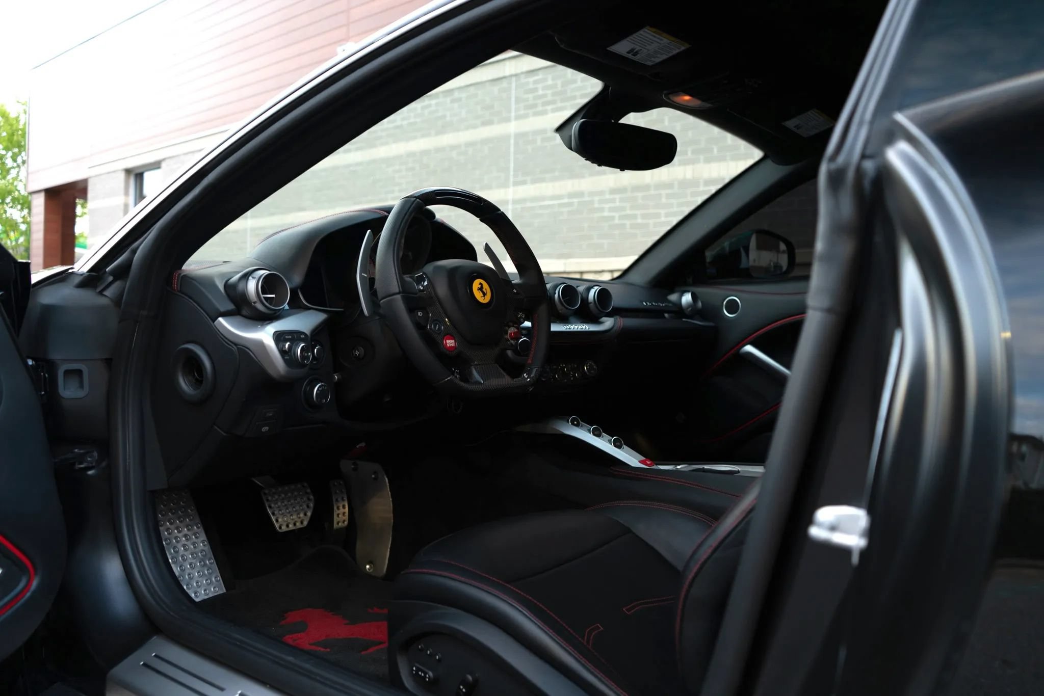 Used 2015 Ferrari F12 Berlinetta RWD image 51