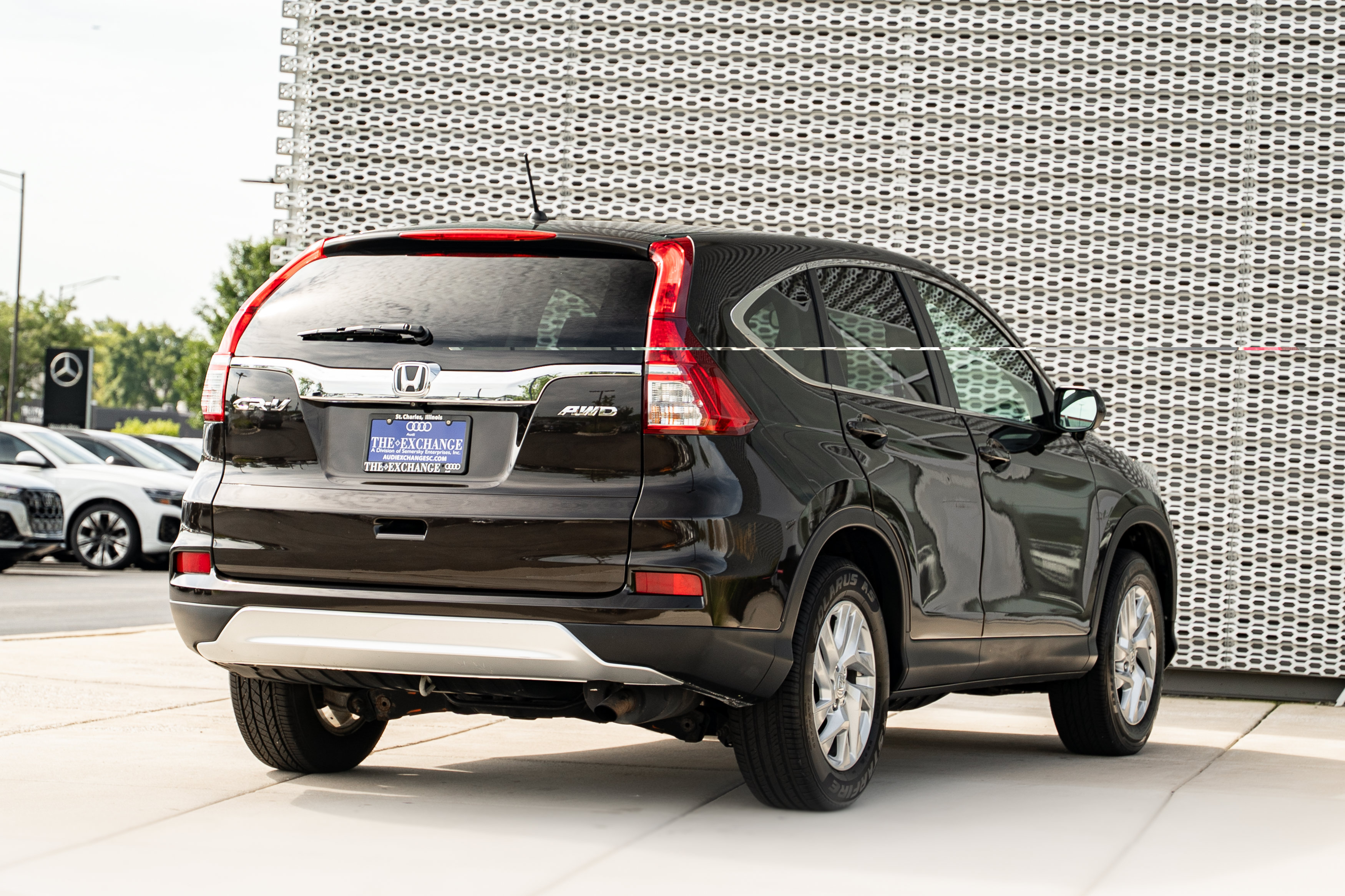 Used 2016 Honda CR-V EX image 4