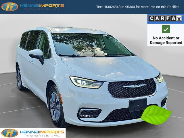 Used 2023 Chrysler Pacifica Touring-L FWD image 1