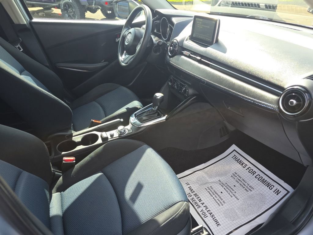 Used 2017 Toyota Yaris iA FWD image 10