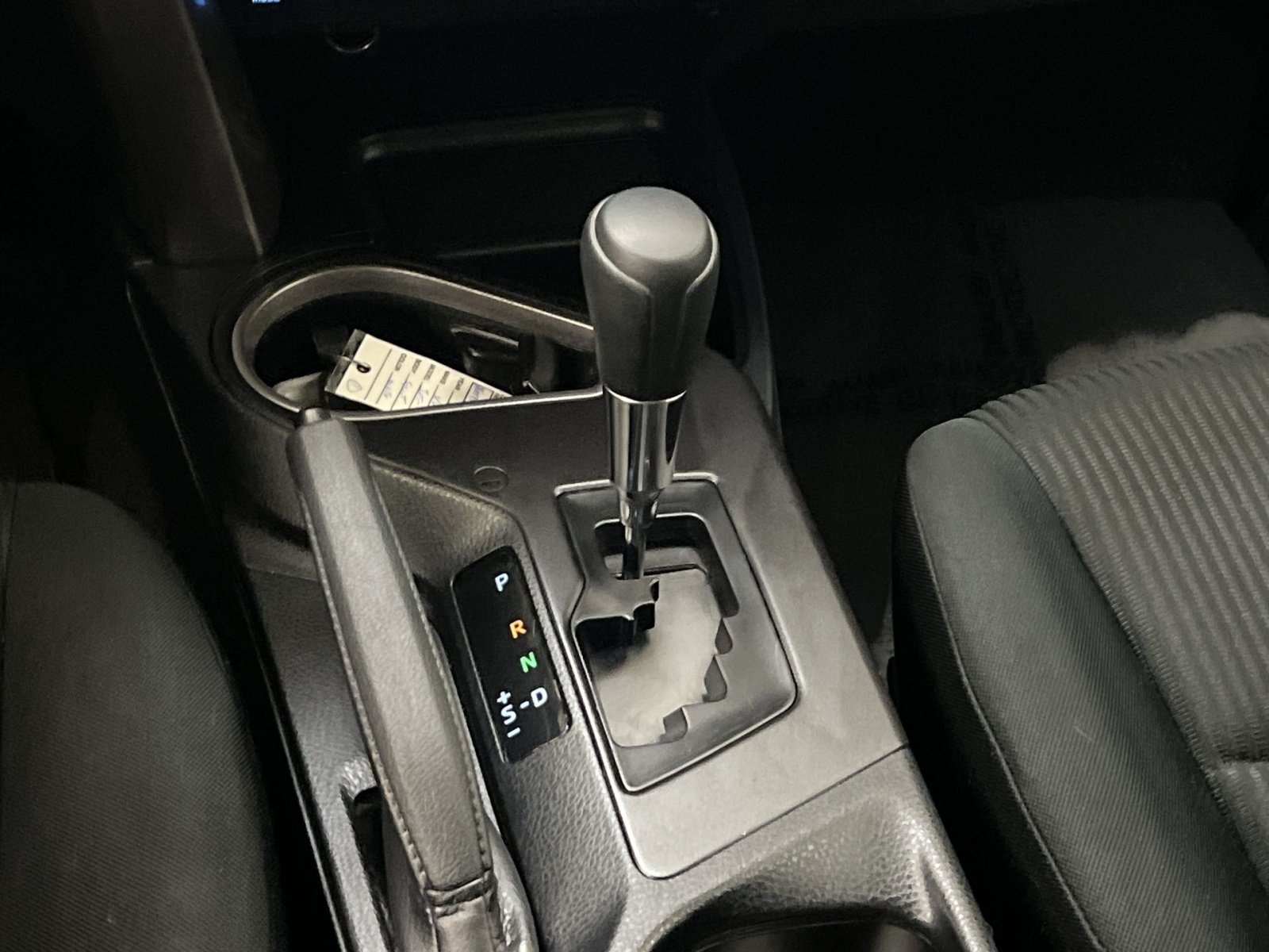 Used 2018 Toyota RAV4 LE w/ All Weather Liner Package AWD/4WD image 21