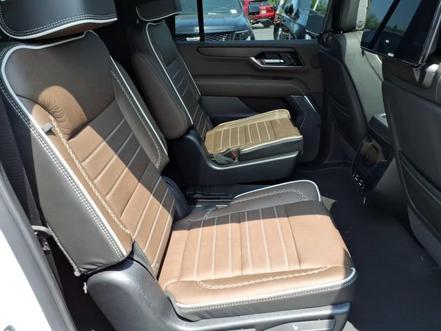 New 2026 GMC Yukon XL Denali Ultimate AWD/4WD image 23