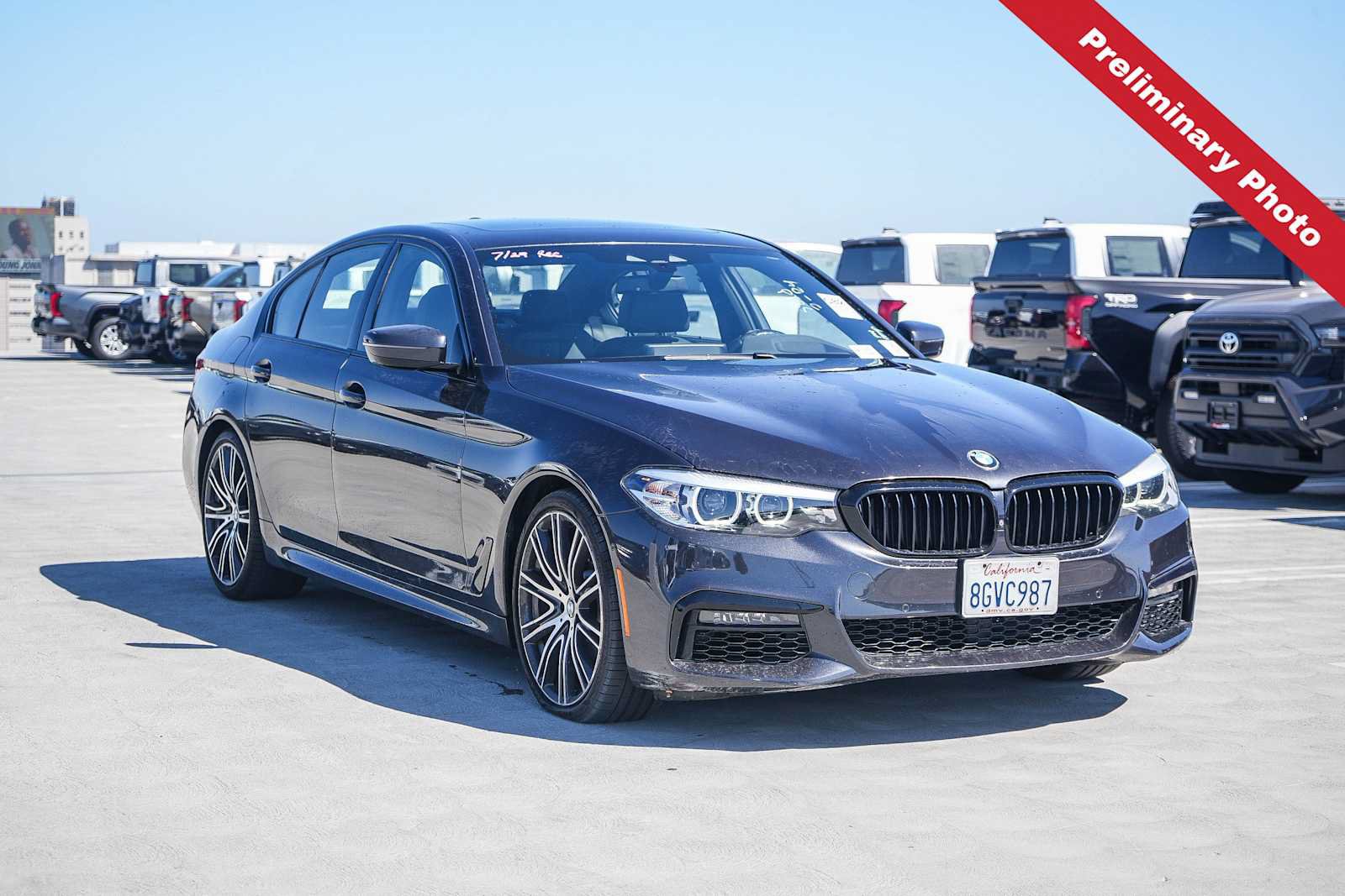 Used 2019 BMW 540i w/ M Sport Package RWD image 3