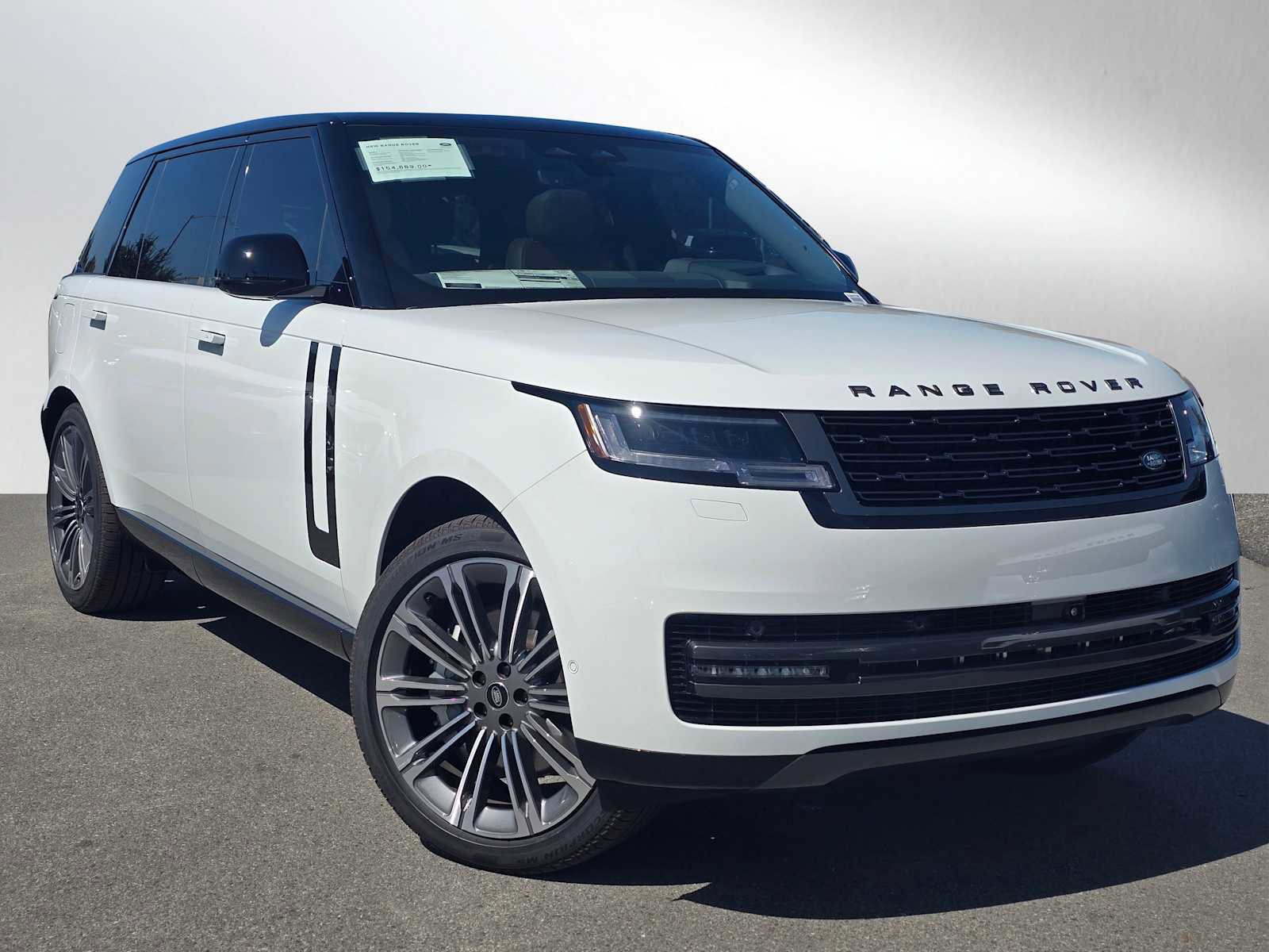 New 2025 Land Rover Range Rover Long Wheelbase SE image 1