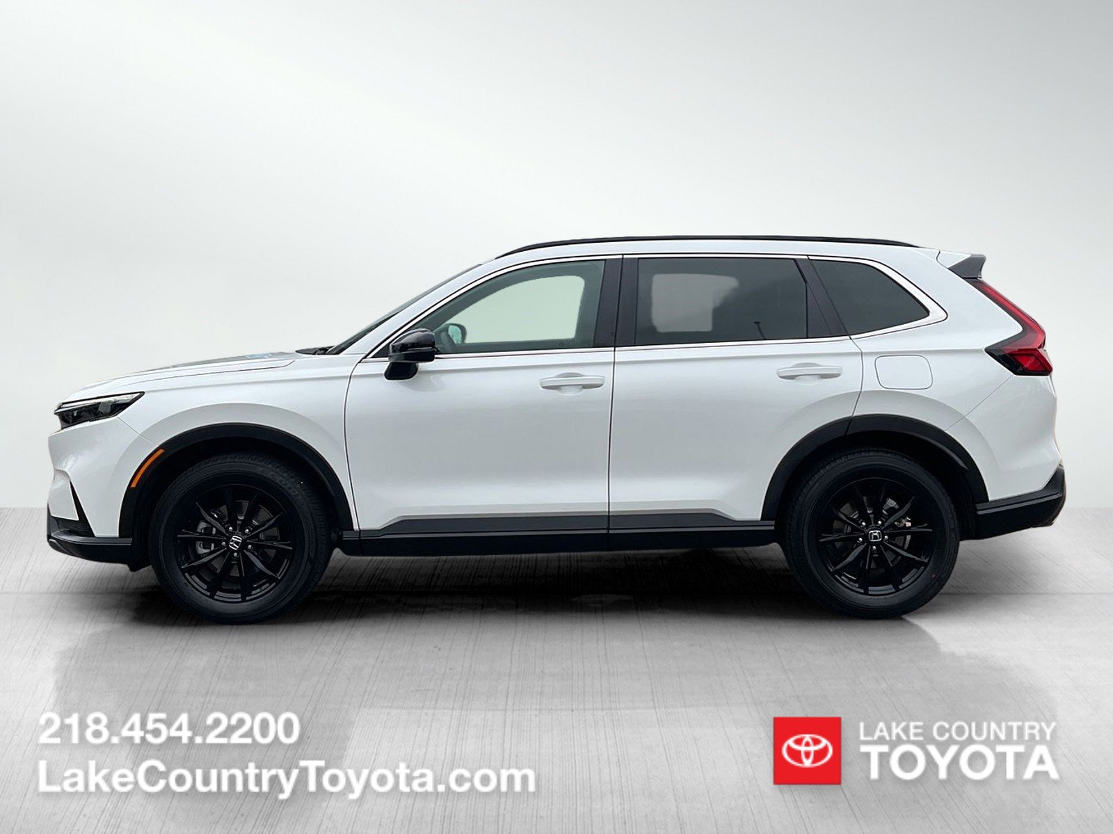 Used 2025 Honda CR-V Sport image 2