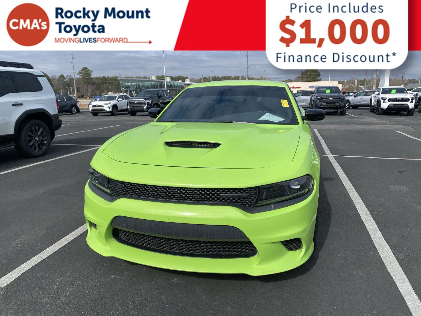 Used 2023 Dodge Charger R/T w/ Blacktop Package image 2
