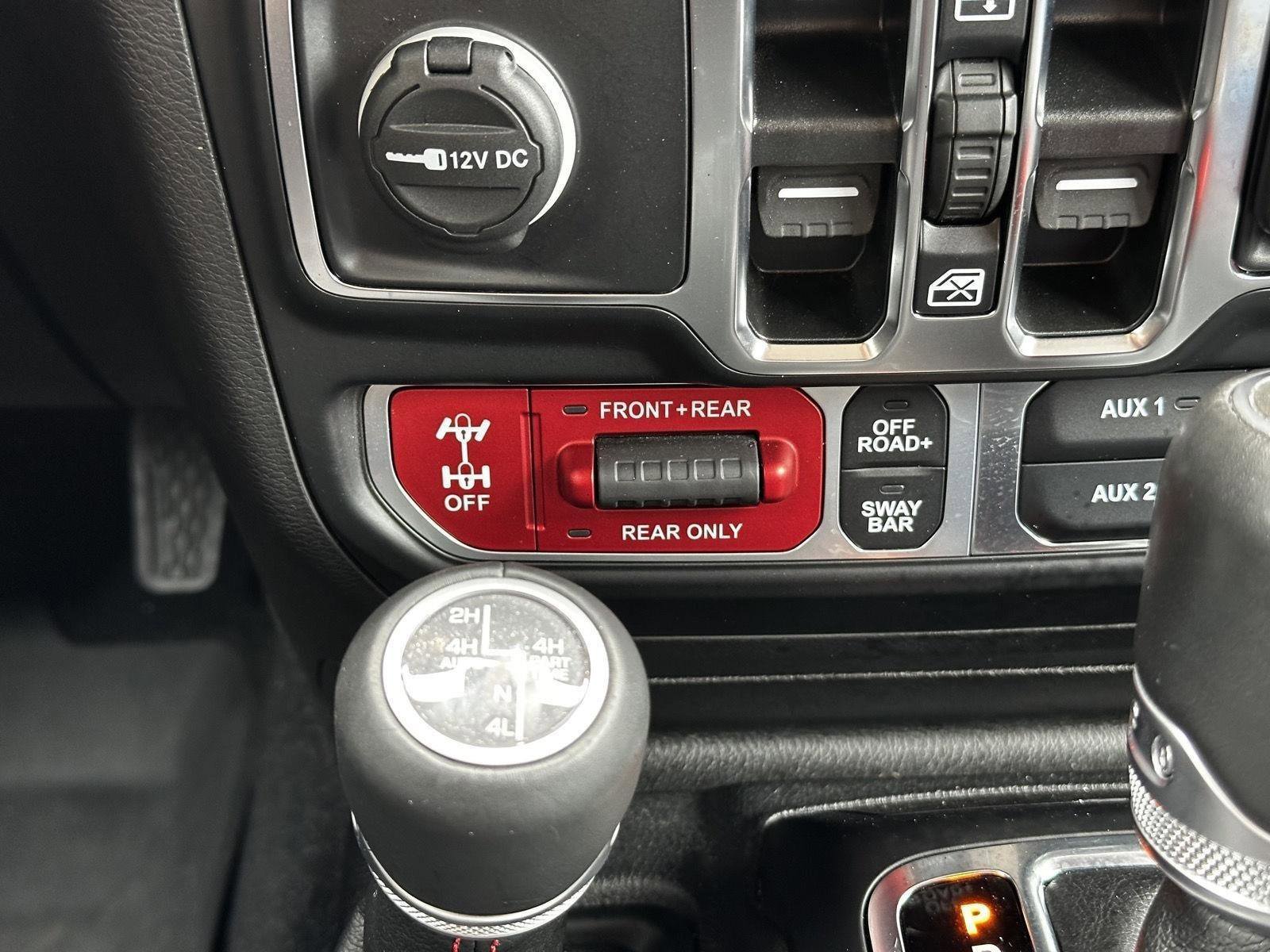 Used 2022 Jeep Gladiator Rubicon w/ LED Lighting Group AWD/4WD image 26