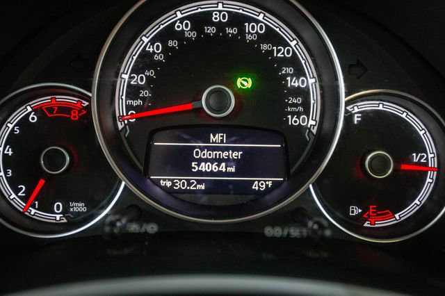 Used 2019 Volkswagen Beetle 2.0T SE image 6