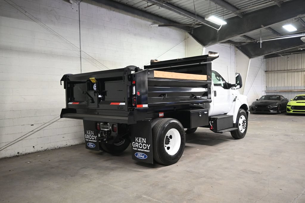New 2027 Ford F650 2WD Regular Cab Super Duty image 4