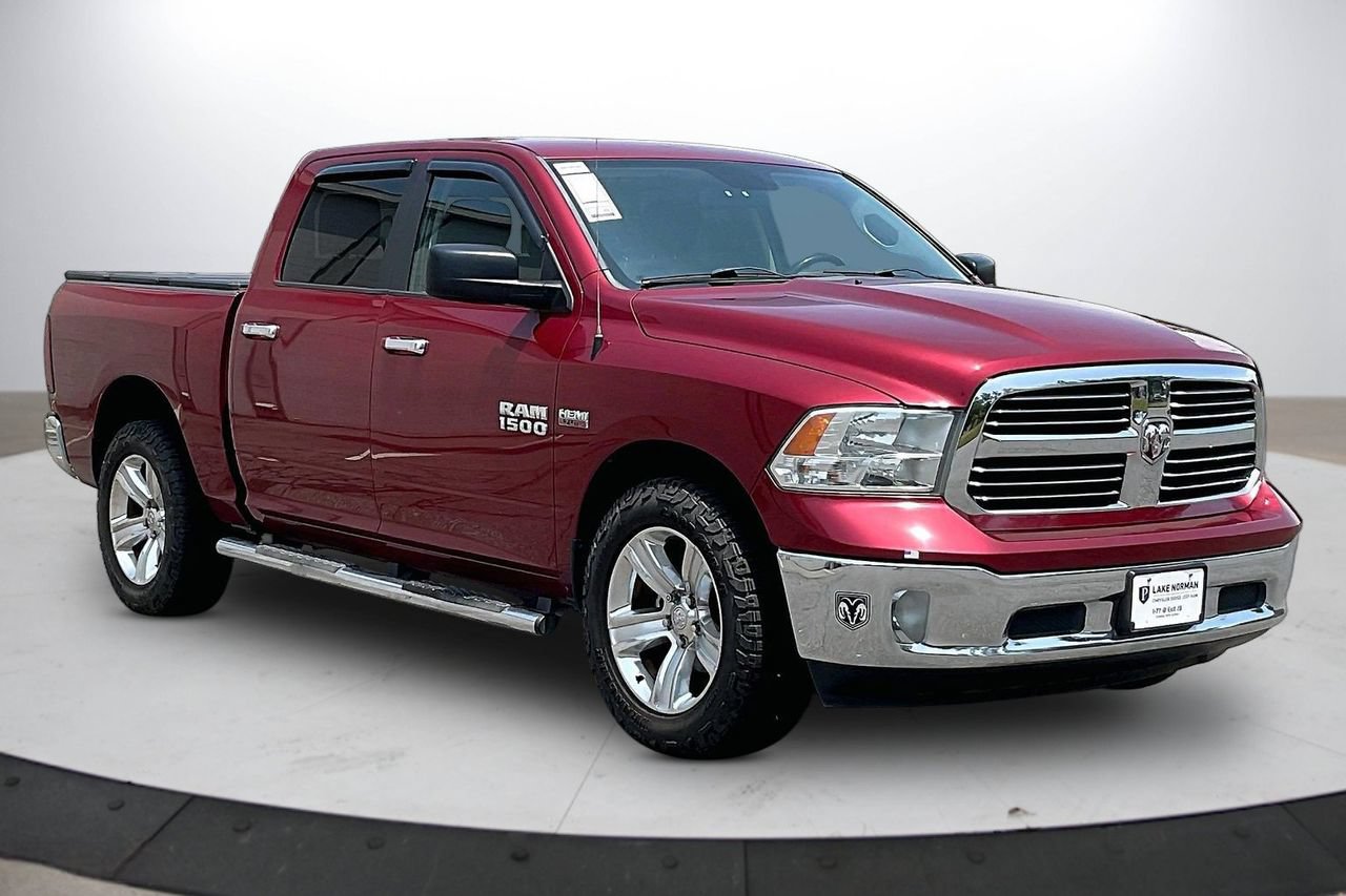 Used 2014 RAM 1500 Lone Star AWD/4WD image 2