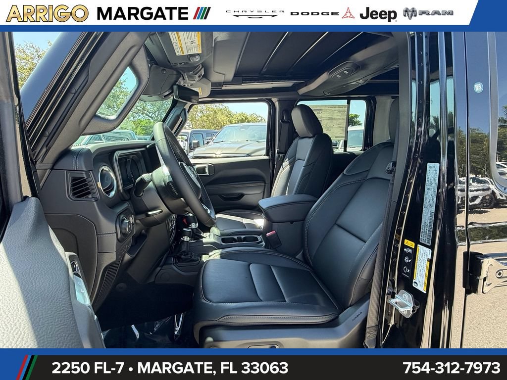 New 2026 Jeep Wrangler Unlimited Sahara AWD/4WD image 9